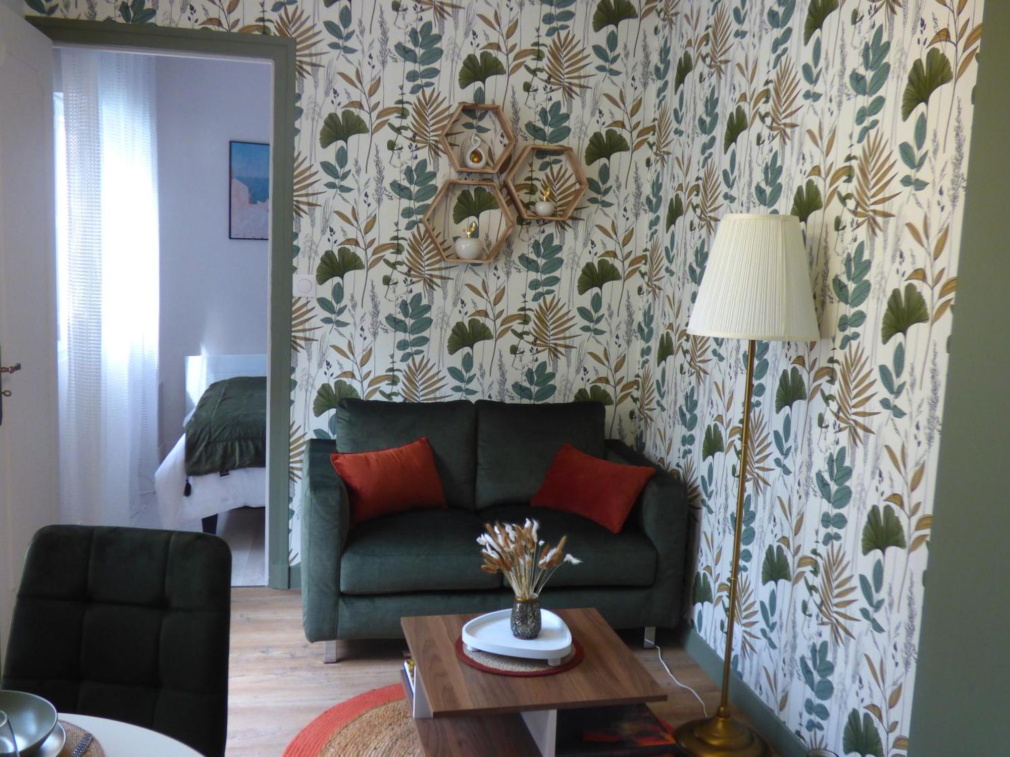 Centre Apartment *